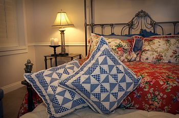 Coachman's Inn, A Four Sisters Carmel-by-the-Sea